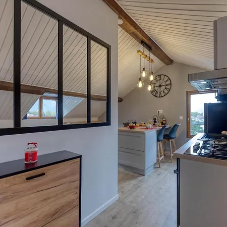Le Canopy - Gare - Cea - Stmicro Apartment *